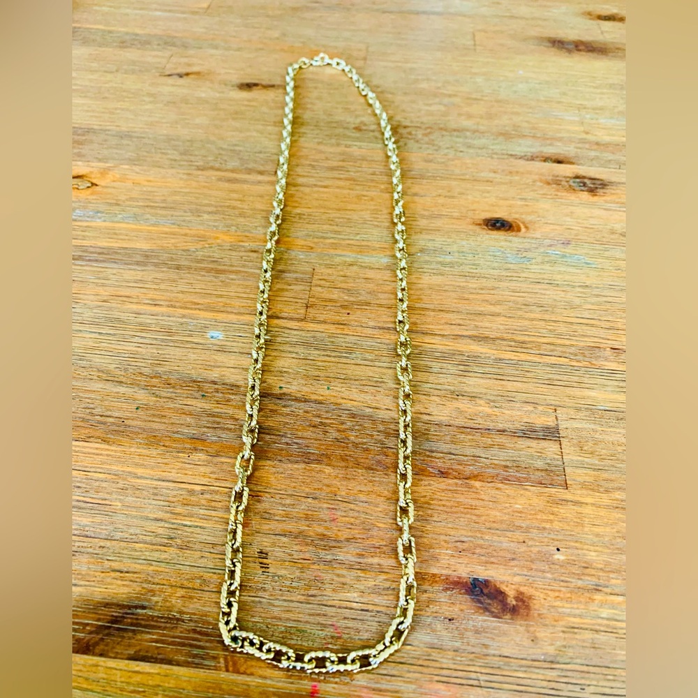 Gold tone twist link Chain Necklace jewelry